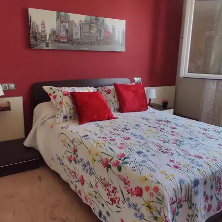 Villa Cambrils Beach Villa *