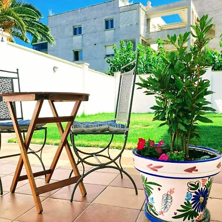 Villa Cambrils Beach 坎布里尔斯